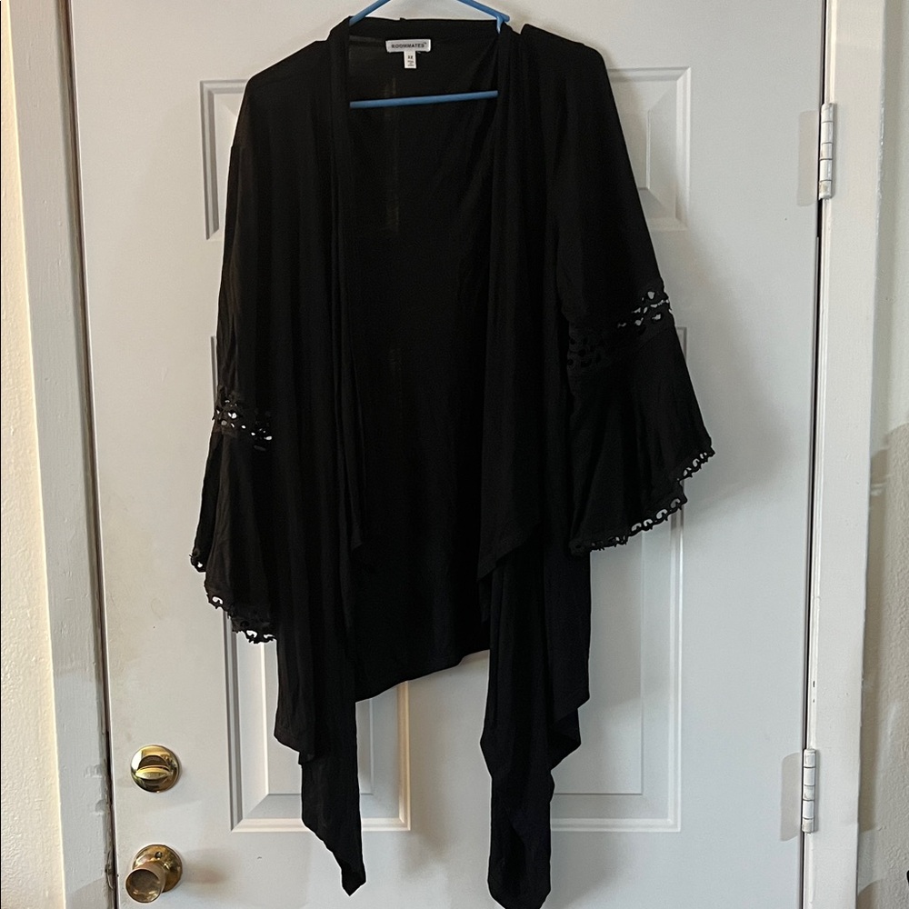 Roommates Elegant Black Women's Shrug